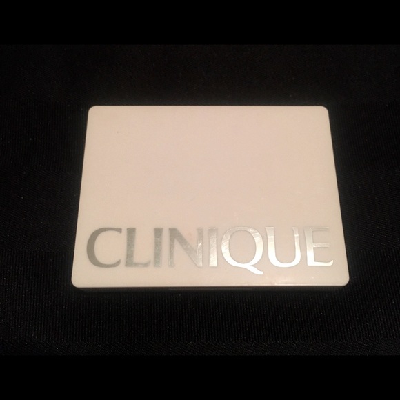 2/$25 Clinique Eyeshadow Trio & Blush - Picture 5 of 7
